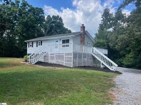 124 Meares Drive, Pelzer, SC 29669