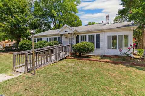 313 E Florida Street, Clinton, SC 29325