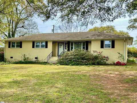 104 Woodfield Drive, Williamston, SC 29697