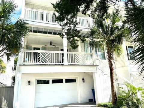 1548 Ocean Blvd, Saint Simons Island, GA 31522