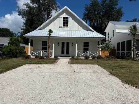 224 Menendez Ave, Saint Simons Island, GA 31522