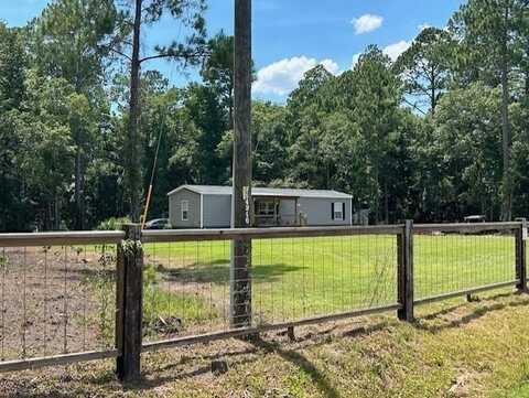 327 Pine Drive, Woodbine, GA 31569