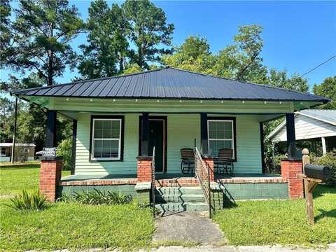 318 Glass Street, Waycross, GA 31503