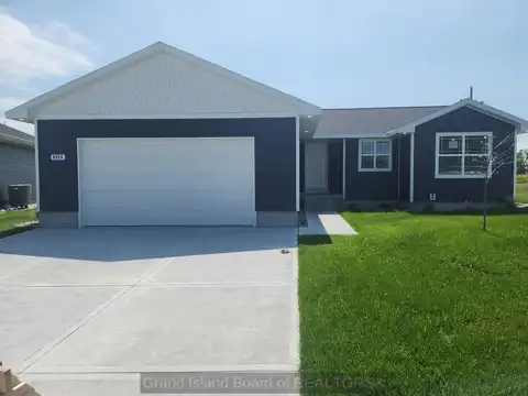 4375 Dawn, Grand Island, NE 68803