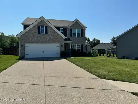 107 Belden Trl, Louisville, KY 40245