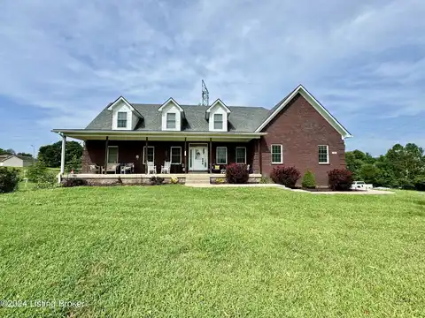 193 Village Circle Dr, Shepherdsville, KY 40165