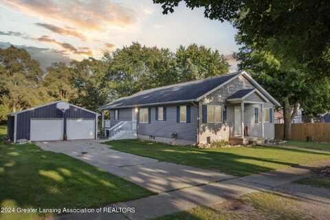 455 S Oak Street, Maple Rapids, MI 48853