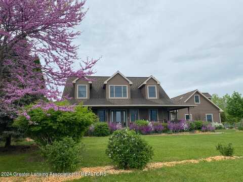 7757 N Forest Hill Road, Saint Johns, MI 48879