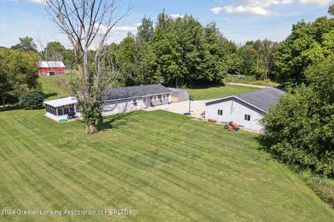 10109 W Kinsel Highway, Vermontville, MI 49096