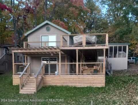 5263 Pointview Drive, Harrison, MI 48625