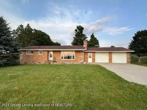 15695 Wacousta Road, Grand Ledge, MI 48837