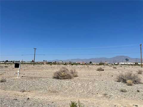 2200 Iron Horse Street, Pahrump, NV 89048