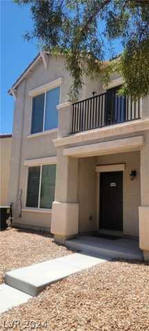 4588 Dover Straight Street, Las Vegas, NV 89115