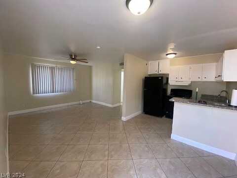 512 North Circle, Las Vegas, NV 89119