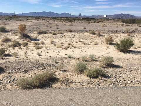 660 N Humahuaca Street, Pahrump, NV 89060