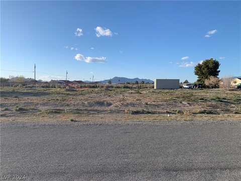 2330 S Laguna Street, Pahrump, NV 89048