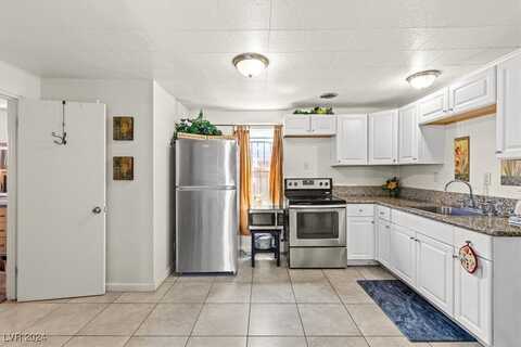 1825 Harding Street, North Las Vegas, NV 89030