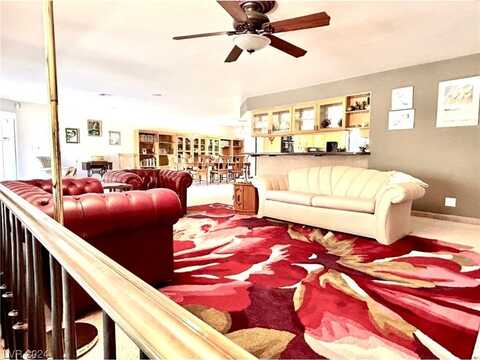 7275 Eldora Avenue, Las Vegas, NV 89117