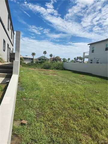 214 W Hibiscus Street W, South Padre Island, TX 78597