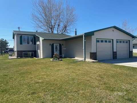 220 Chestnut Ave, Glendive, MT 59330