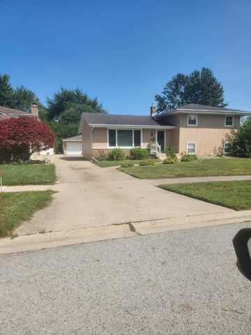 8743 Monroe Avenue, Munster, IN 46321