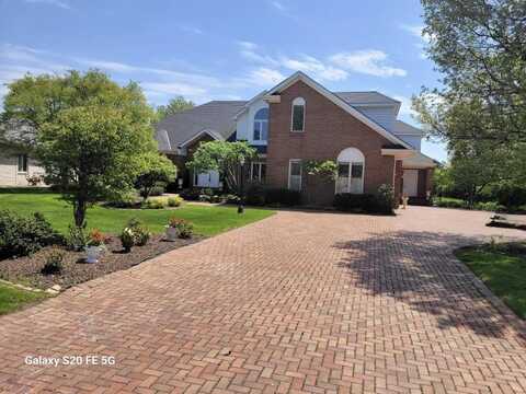 955 Killarney Drive, Dyer, IN 46311
