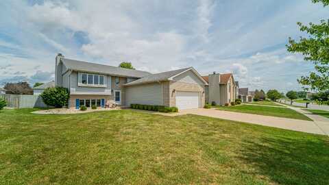 1260 W 97th Place, Crown Point, IN 46307