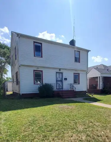 369 W Taft Place, Gary, IN 46404