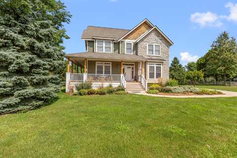 49 Keeneland Drive, Valparaiso, IN 46385