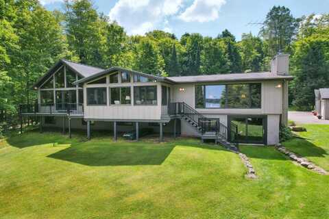 E23048 SUNSET COVE RD, Watersmeet, MI 49969