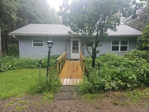 N6674 LAVERNE LN, Hawkins, WI 54530