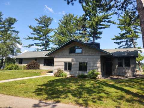 1015 KINGS RD E, Tomahawk, WI 54487