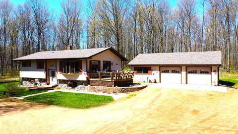 10104 LEMKE RD, Crandon, WI 54520