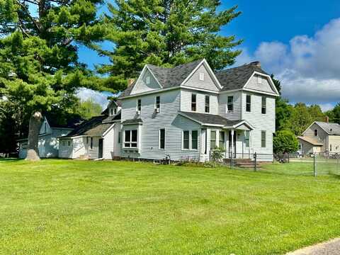 100 CENTRAL AVE S, Crandon, WI 54520