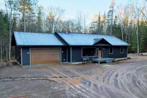 On DELLA DR, Woodruff, WI 54568