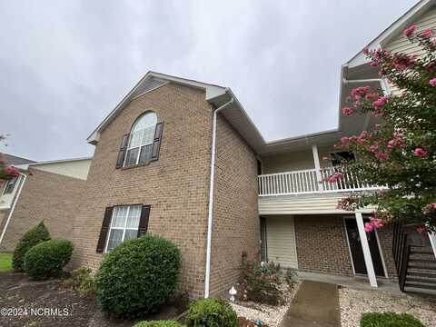 2918 Mulberry Lane, Greenville, NC 27858