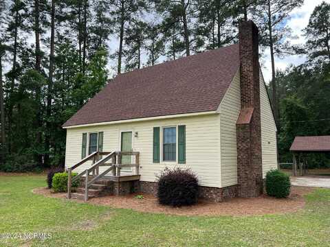 802 E Green Street, Robersonville, NC 27871