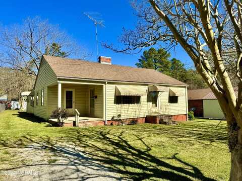 402 Halifax Street, Williamston, NC 27892