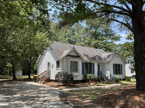 715 Fox Chase Lane, Winterville, NC 28590