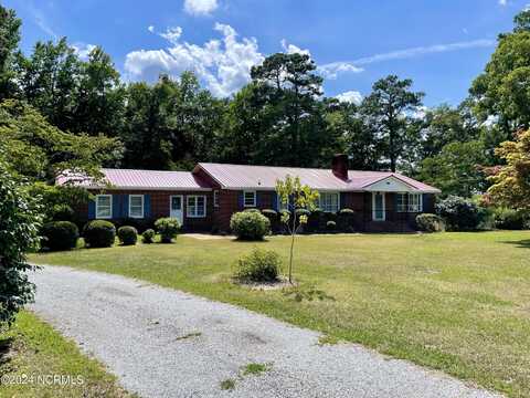 23704 Nc 125, Williamston, NC 27892