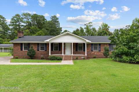 104 S Dimock Road, Washington, NC 27889