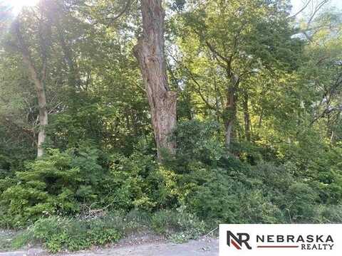 5154 N 37th Street, Omaha, NE 68111