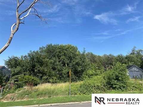 4931 N 35th Street, Omaha, NE 68111