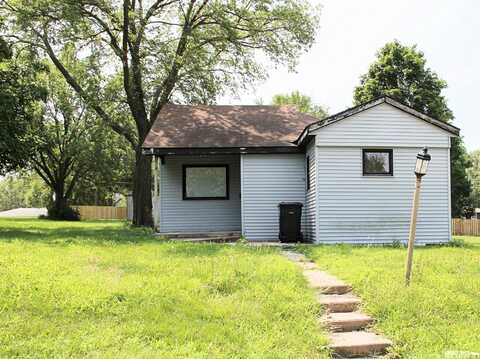 208 W Dewey Street, Cook, NE 68329