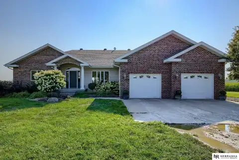 1175 Rood Drive, Wahoo, NE 68066