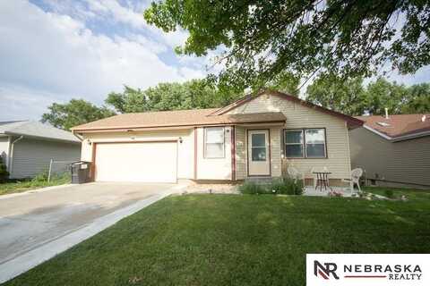 2808 NW 7th Street, Lincoln, NE 68521