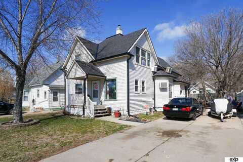 104 E Charles Street, Valley, NE 68064