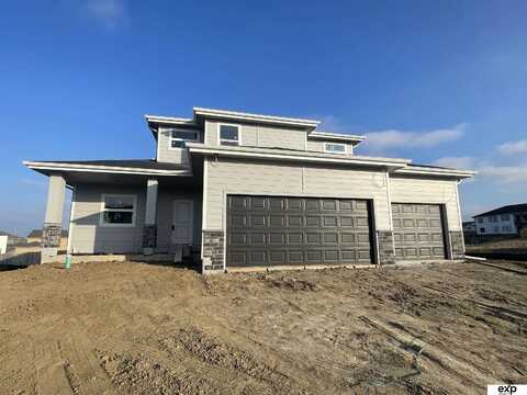 11004 Bearcreek Drive, Omaha, NE 68046