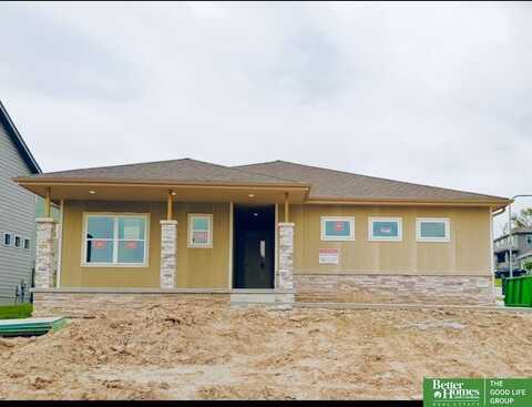 17635 Clay Street, Bennington, NE 68007