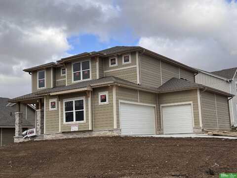 8701 N 177th Street, Bennington, NE 68007